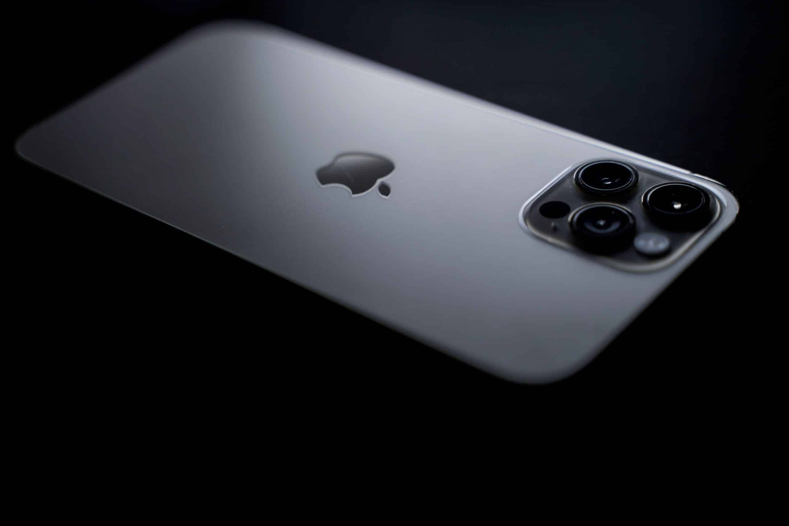 Tela do SOS de Emergência do iPhone mostrando recurso de compartilhamento de vídeo ao vivo para o 190